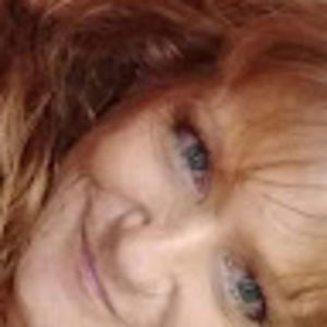 Meet your Posher, Nina